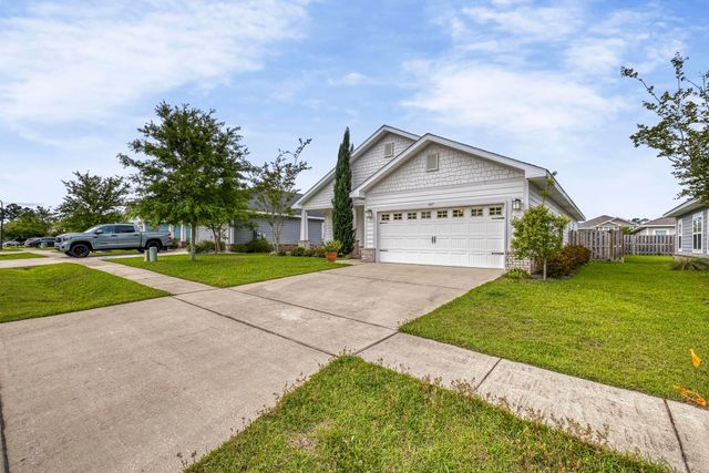 467 Marquis Way, Freeport, FL 32439