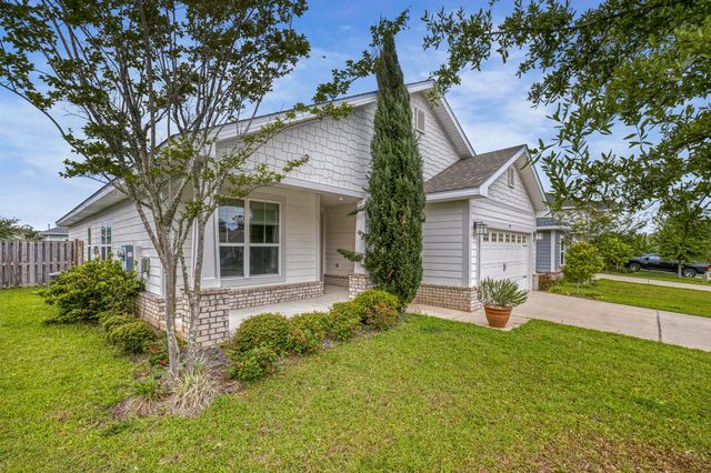 467 Marquis Way, Freeport, FL 32439