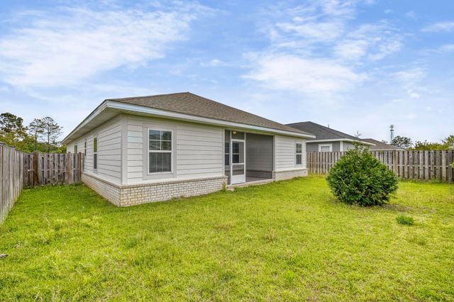 467 Marquis Way, Freeport, FL 32439