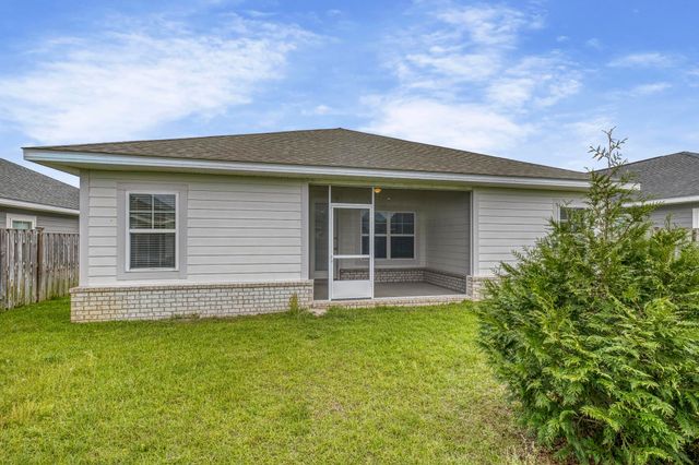 467 Marquis Way, Freeport, FL 32439