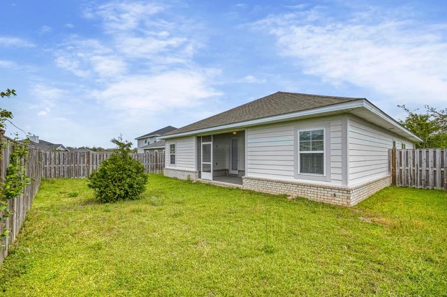 467 Marquis Way, Freeport, FL 32439
