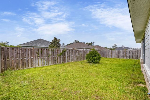 467 Marquis Way, Freeport, FL 32439