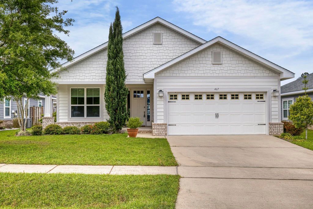 467 Marquis Way, Freeport, FL 32439
