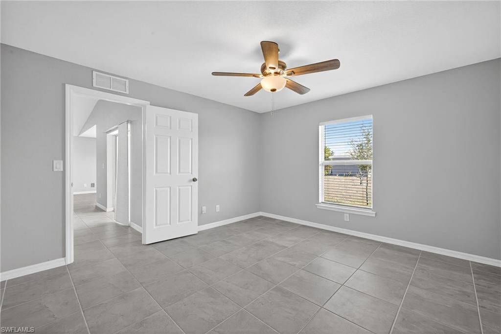 Image 15 of property listing at 2925 NE 4th PL, Cape Coral, FL 33909