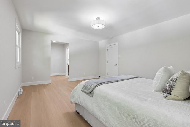 410 WAYNE DR, Cinnaminson, NJ 08077