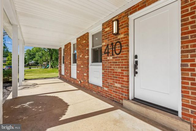 410 WAYNE DR, Cinnaminson, NJ 08077