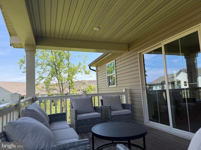 2506 CROWN POINT CIR, Frederick, MD 21702