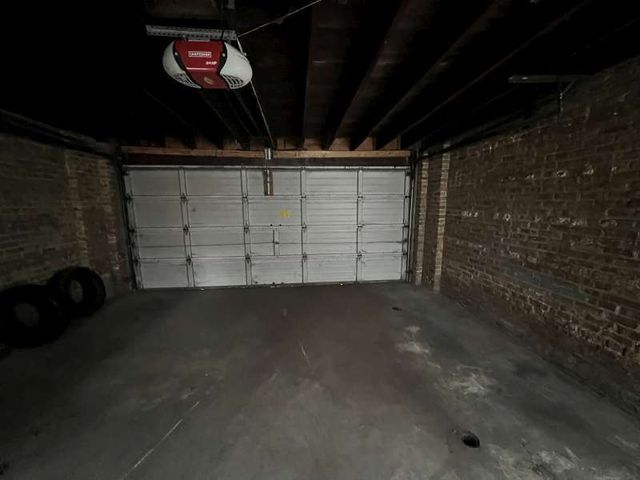 8240 S Clyde Avenue, Chicago, IL 60617