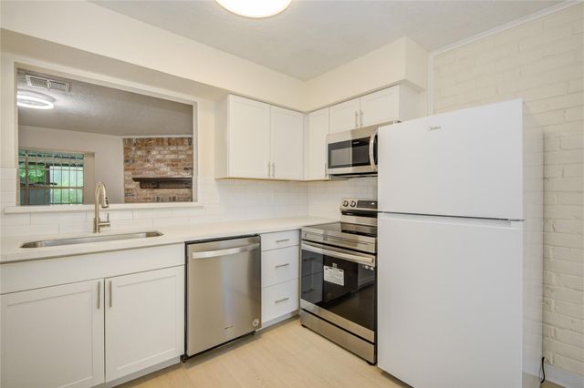 12803 High Star Drive, Houston, TX 77072