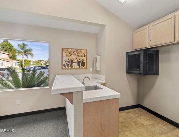 5204 Columbus Place, Oxnard, CA 93033