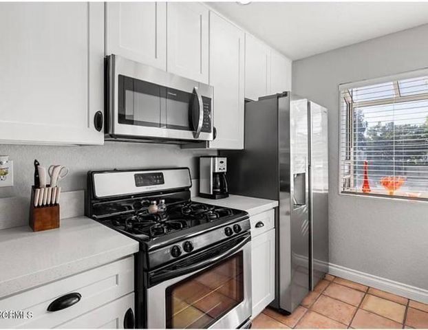 5204 Columbus Place, Oxnard, CA 93033