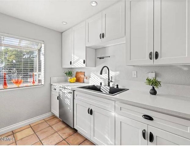 5204 Columbus Place, Oxnard, CA 93033