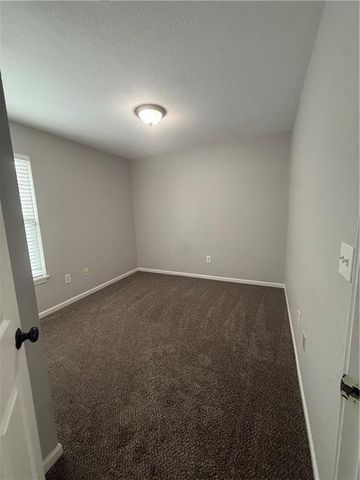 314 NE Coldwater Creek Drive, Grain Valley, MO 64029