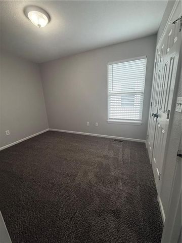 314 NE Coldwater Creek Drive, Grain Valley, MO 64029