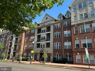 2330 14TH ST N #204, Arlington, VA 22201