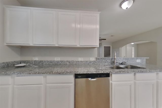 7314 Legacy Pines Drive, Cypress, TX 77433