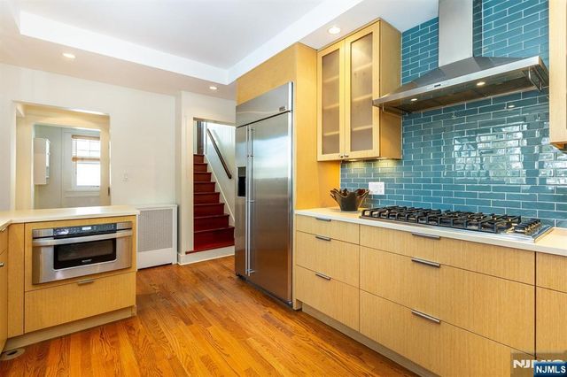 166 Montclair Avenue, Montclair, NJ 07042