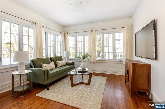 166 Montclair Avenue, Montclair, NJ 07042