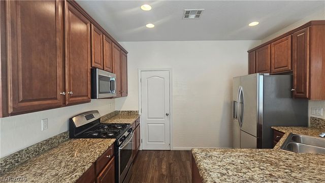 5367 Glenburnie Street, Las Vegas, NV 89122