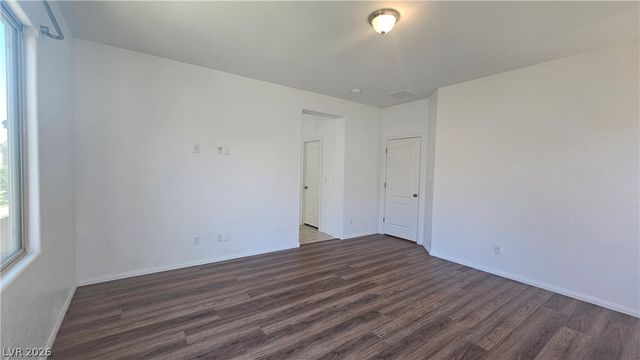 5367 Glenburnie Street, Las Vegas, NV 89122