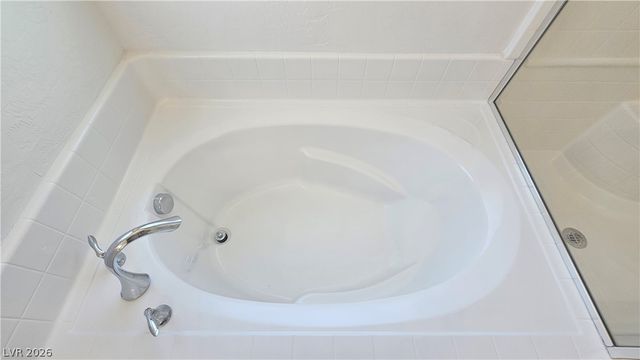 5367 Glenburnie Street, Las Vegas, NV 89122