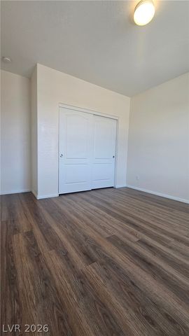 5367 Glenburnie Street, Las Vegas, NV 89122