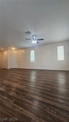5367 Glenburnie Street, Las Vegas, NV 89122