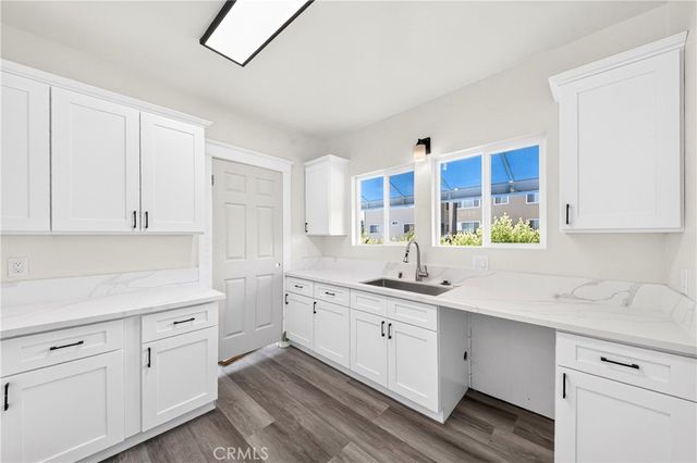 184 S Harvard Boulevard, Los Angeles, CA 90004