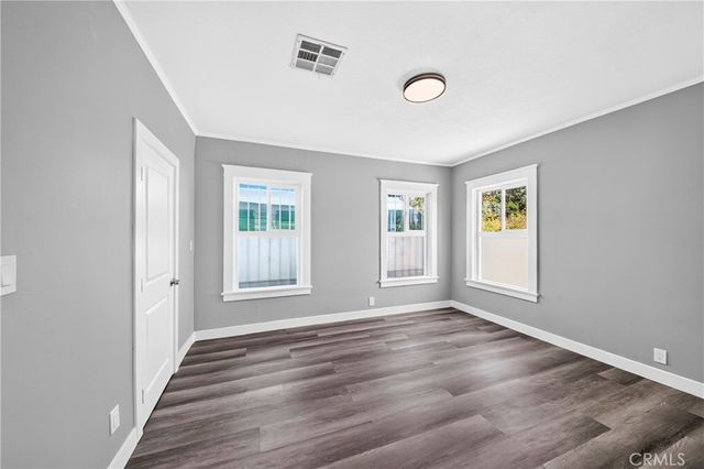184 S Harvard Boulevard, Los Angeles, CA 90004