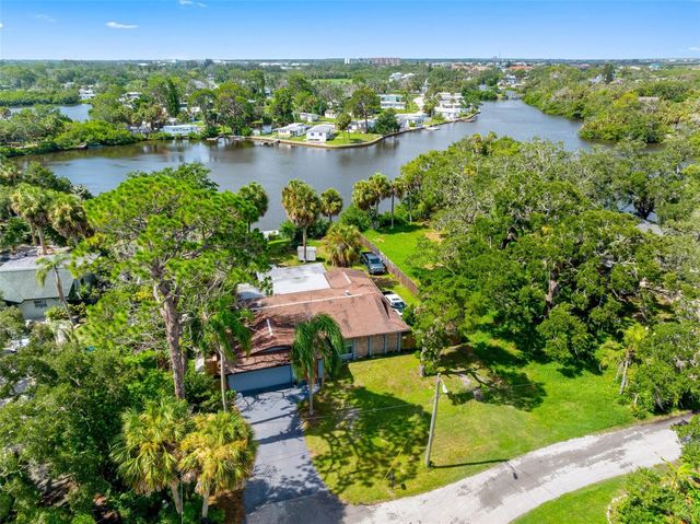 7032 MORNINGSTAR LANE, New Port Richey, FL 34652