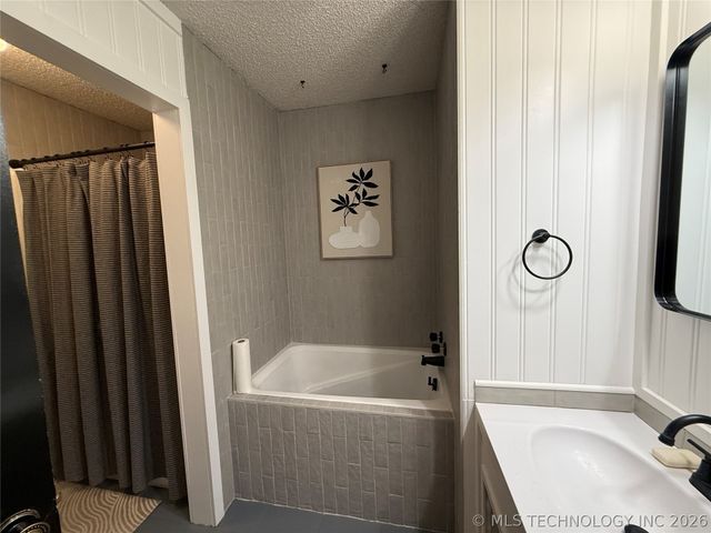 2503 Mallard Lane, Mcalester, OK 74501