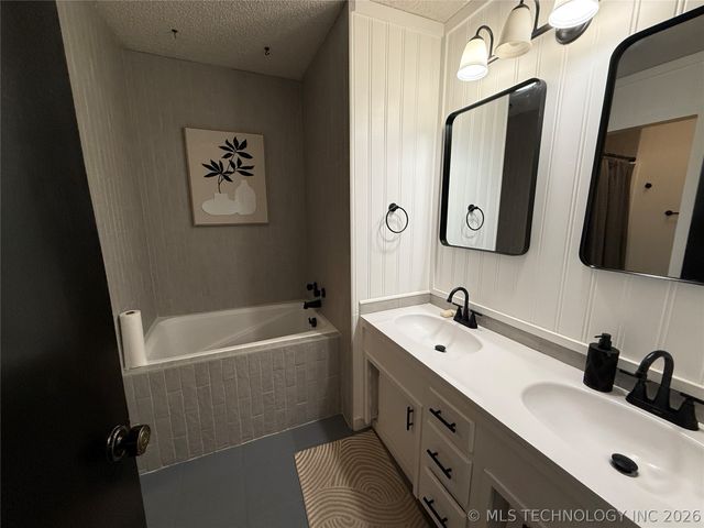 2503 Mallard Lane, Mcalester, OK 74501