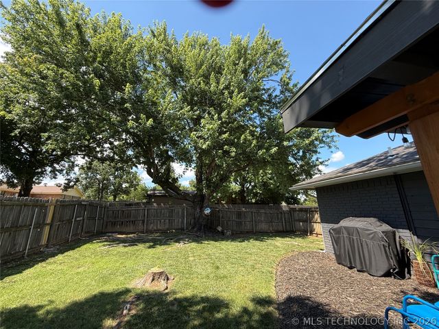 2503 Mallard Lane, Mcalester, OK 74501