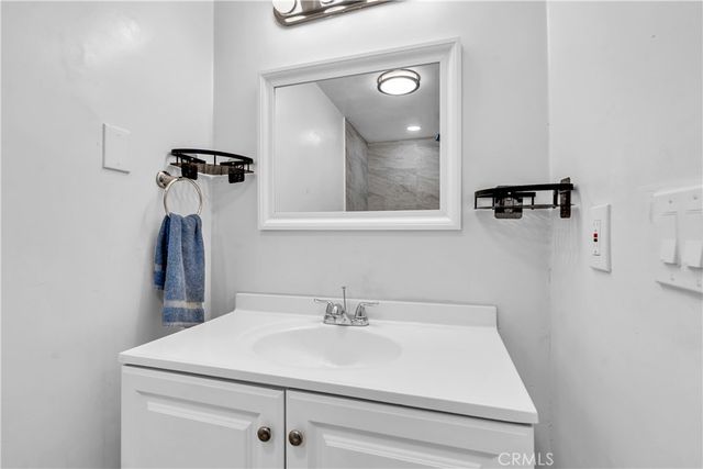 415 N Santa Fe, Hemet, CA 92543