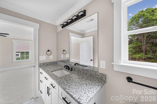 906 Dewey Street, Badin, NC 28009