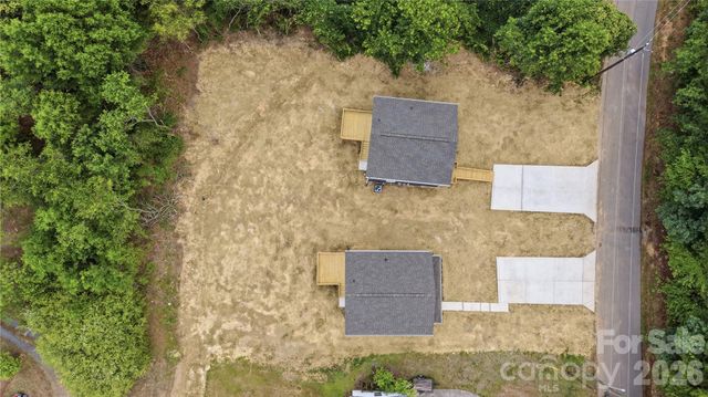 906 Dewey Street, Badin, NC 28009