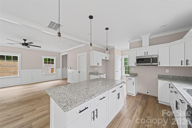 906 Dewey Street, Badin, NC 28009