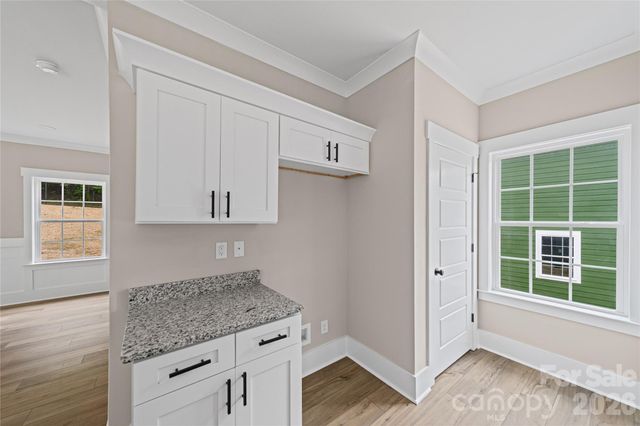 906 Dewey Street, Badin, NC 28009