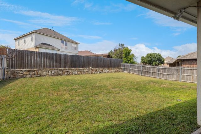 2329 Moccassin Lane, Fort Worth, TX 76177