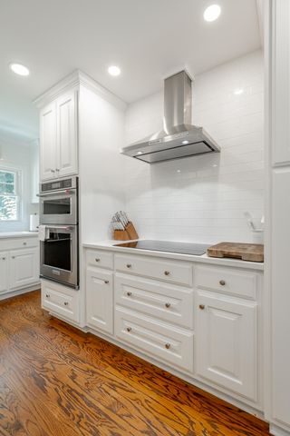 73 W Bartram Road, Lookout Mountain, TN 37350