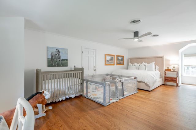 73 W Bartram Road, Lookout Mountain, TN 37350
