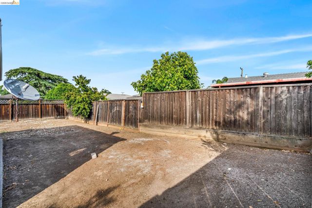 2221 Arata Way, Antioch, CA 94509