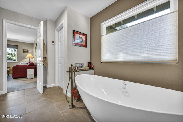 3302 Deer Ridge Court, Reno, NV 89509