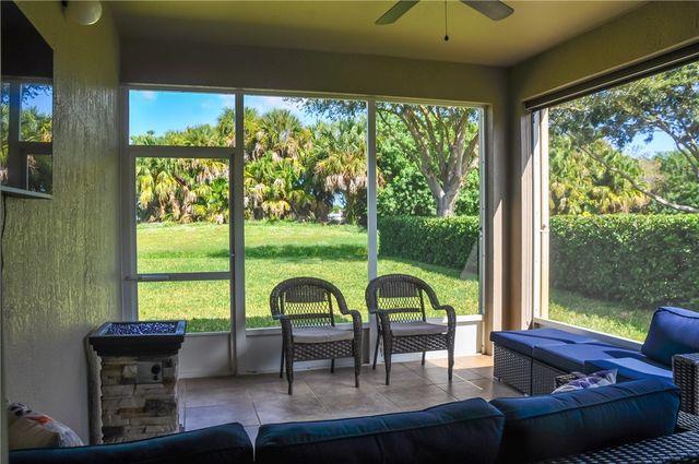 554 Gossamer Wing Way, Sebastian, FL 32958