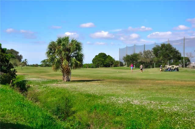 554 Gossamer Wing Way, Sebastian, FL 32958