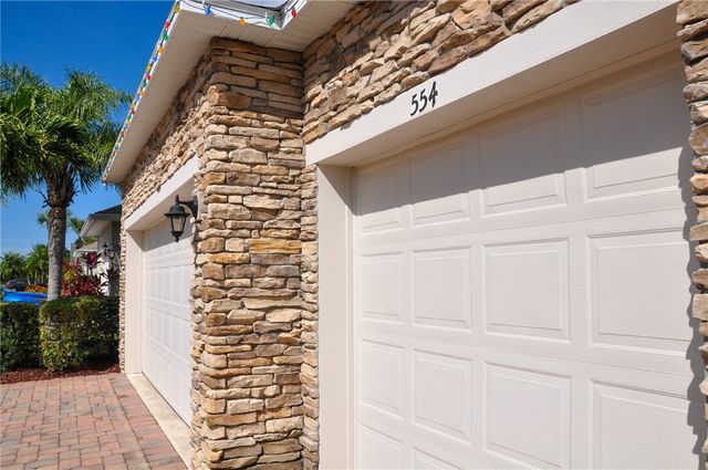 554 Gossamer Wing Way, Sebastian, FL 32958