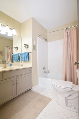9600 Portland Avenue S 205, Bloomington, MN 55420