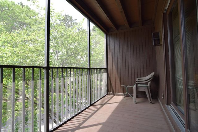 9600 Portland Avenue S 205, Bloomington, MN 55420