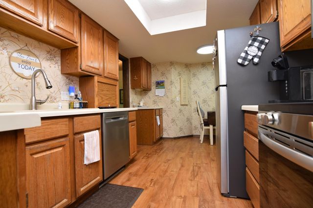 9600 Portland Avenue S 205, Bloomington, MN 55420