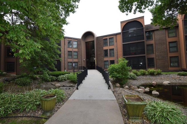 9600 Portland Avenue S 205, Bloomington, MN 55420